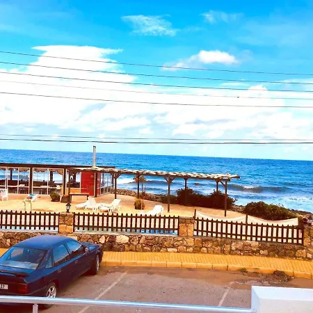 Seafront Silver Waves Mini & Restaurant & Pool